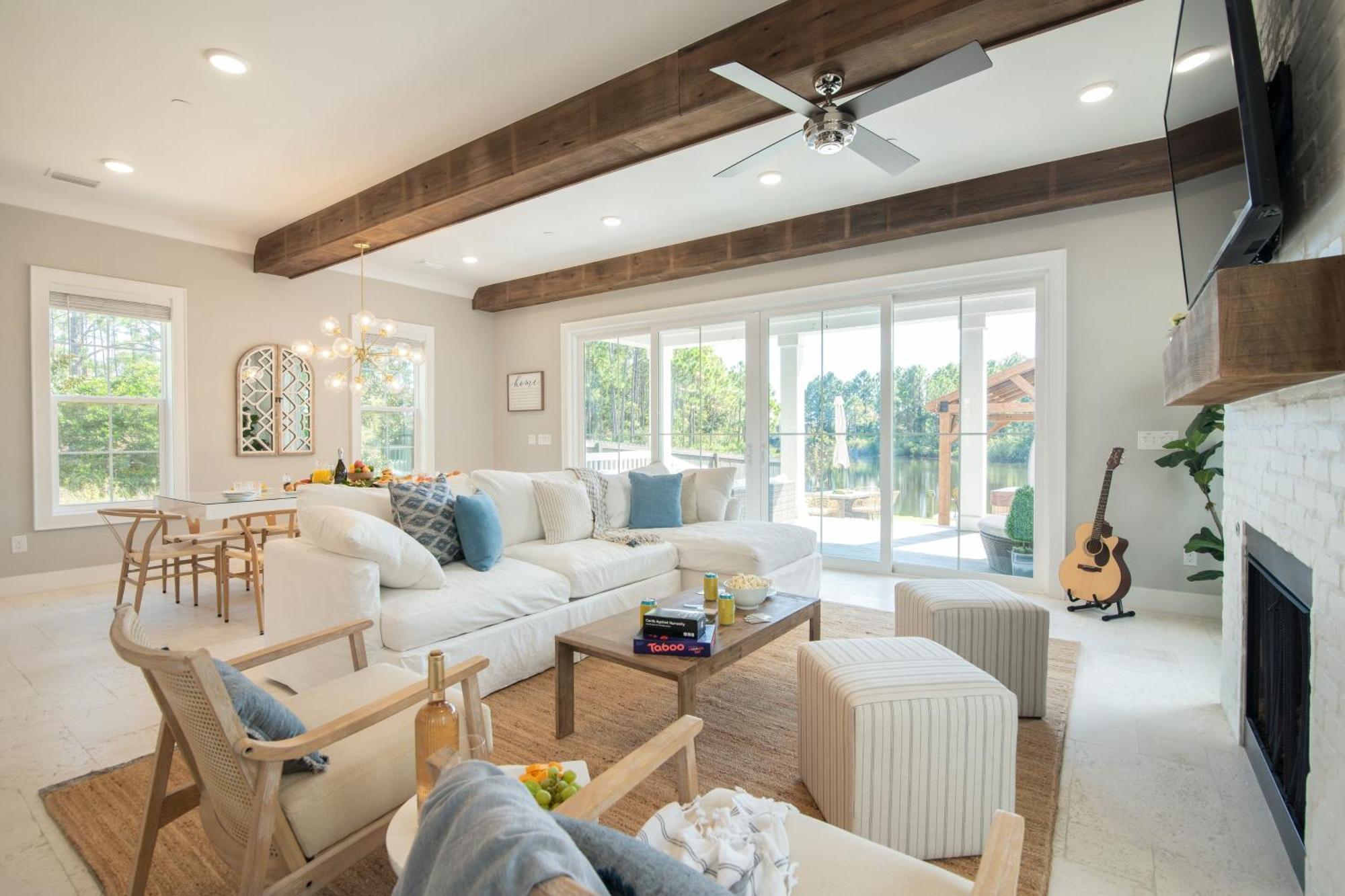 Edgewater By Avantstay Gorgeous Character Lakefront Home W Private Dock Ντέστιν Εξωτερικό φωτογραφία