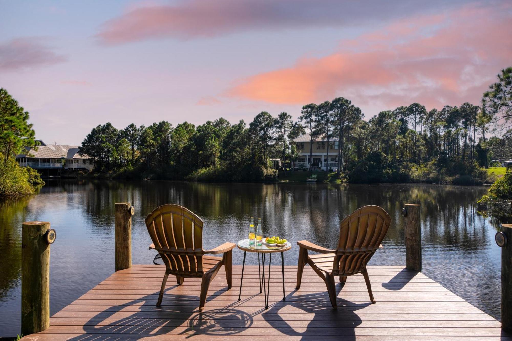 Edgewater By Avantstay Gorgeous Character Lakefront Home W Private Dock Ντέστιν Εξωτερικό φωτογραφία
